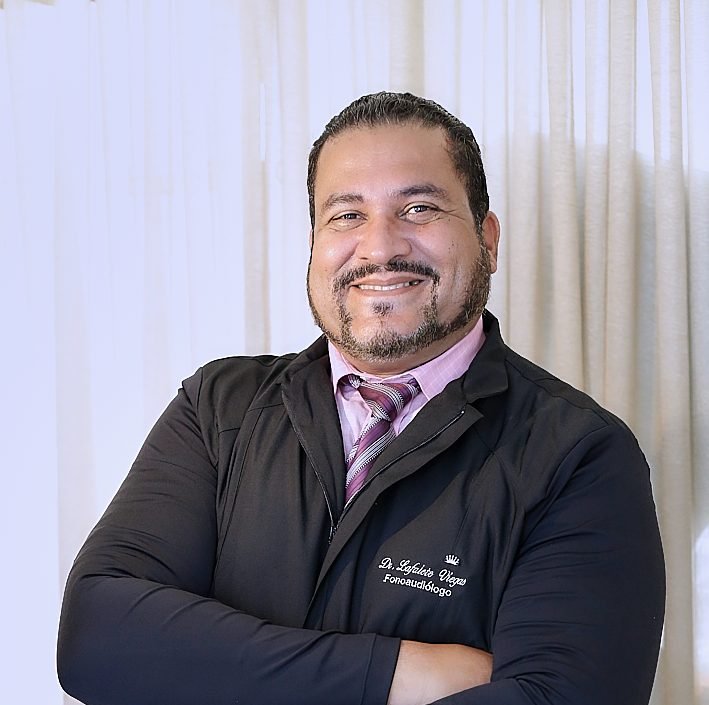 Dr. Lafaiete Viegas, Fonoaudiólogo Sênior e Audiologista